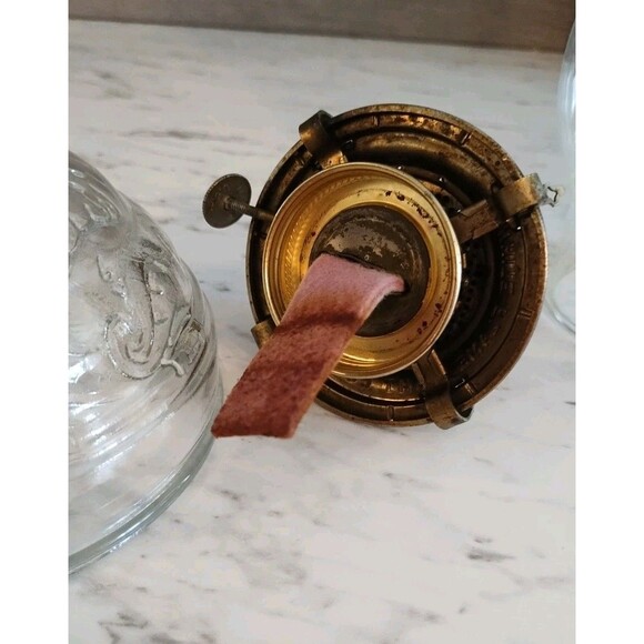 Vintage Clear Glass Wedding Scroll Base Oil Lamp Paneled Font White Flame Light - Picture 10 of 13